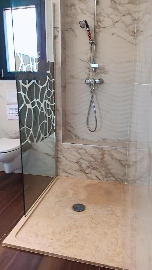 Agreable Chambre Dans Le Maquis Bonifacio  Bagian luar foto