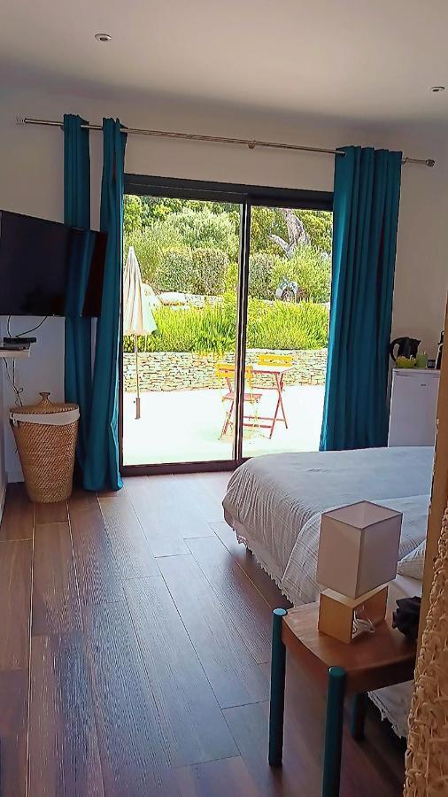 Agreable Chambre Dans Le Maquis Bonifacio  Bagian luar foto